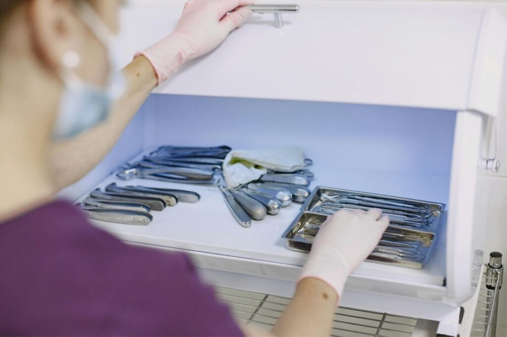 Sterile tool division