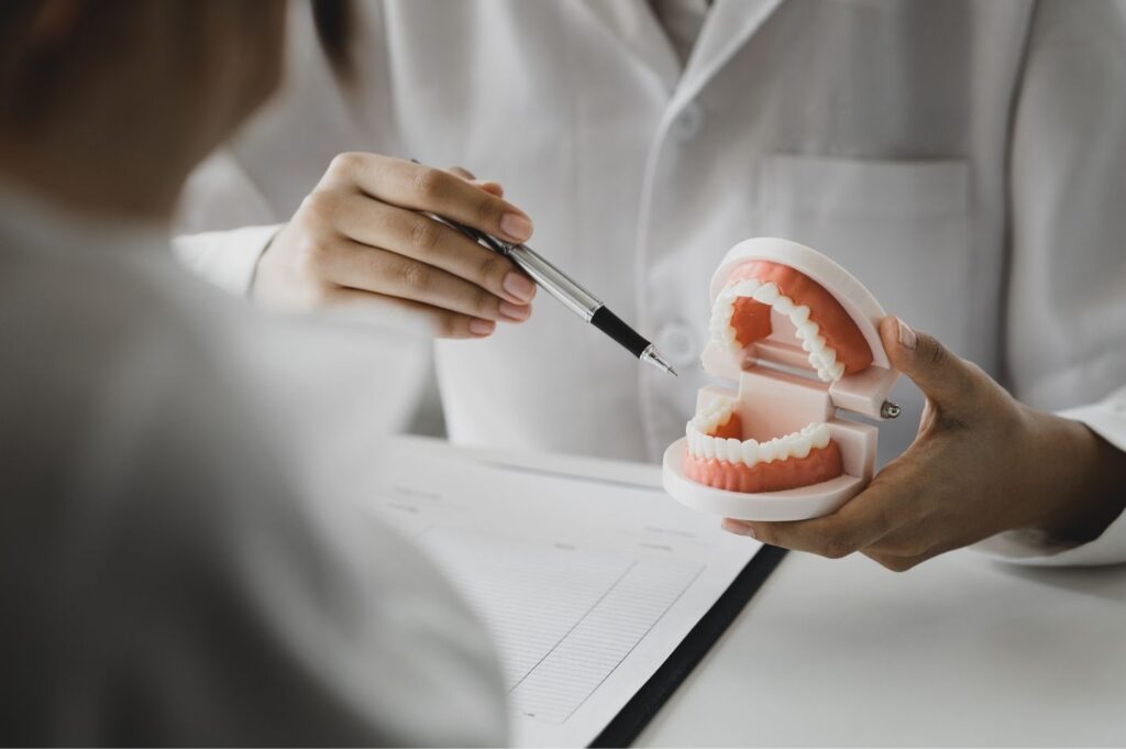Tooth extraction img